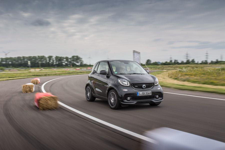  Smart ForTwo Xclusive Coupe by Brabus 2016 года  (фото 11 из 29)
